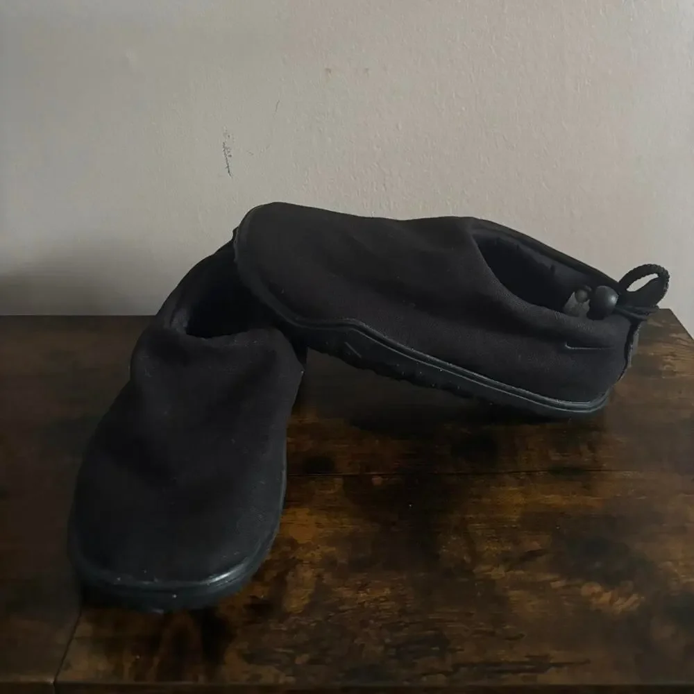 Nike acg moc slip on black size 5.5 mens